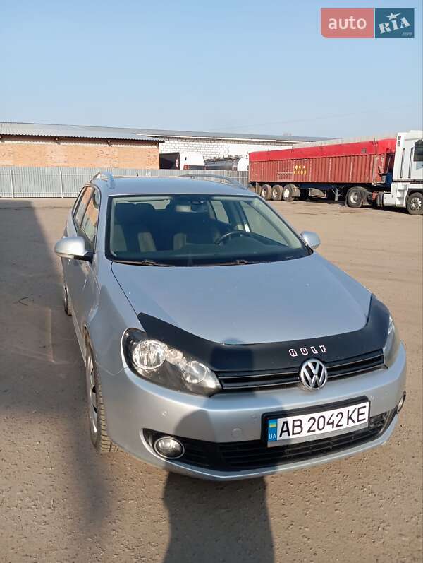 Универсал Volkswagen Golf 2011 в Виннице