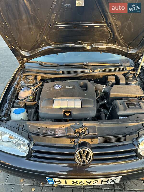 Універсал Volkswagen Golf 2003 в Полтаві