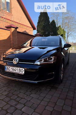 Универсал Volkswagen Golf 2014 в Луцке