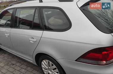 Универсал Volkswagen Golf 2011 в 
