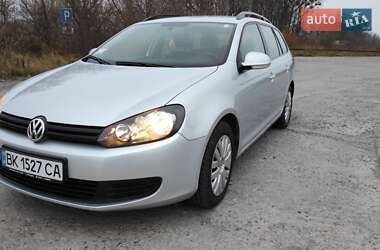 Универсал Volkswagen Golf 2011 в 