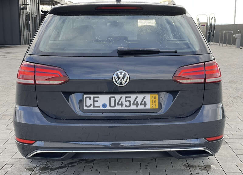 Универсал Volkswagen Golf 2019 в Киеве