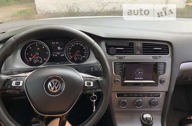 Універсал Volkswagen Golf 2014 в Києві