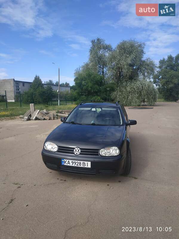 Volkswagen Golf 2000