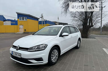 Універсал Volkswagen Golf 2018 в Києві