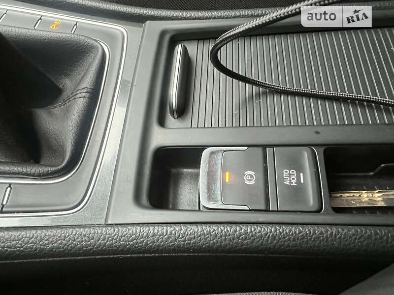 Универсал Volkswagen Golf 2017 в Днепре фото 39 Универсал Volkswagen Golf 2017 в Днепре