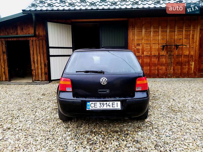 Хэтчбек Volkswagen Golf 1998 в Вижнице