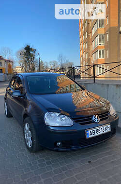 Хетчбек Volkswagen Golf 2006 в Вінниці