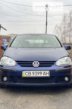 Хэтчбек Volkswagen Golf 2004 в Чернигове