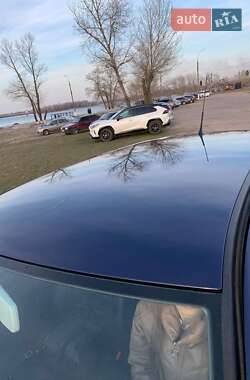 Хетчбек Volkswagen Golf 2000 в 