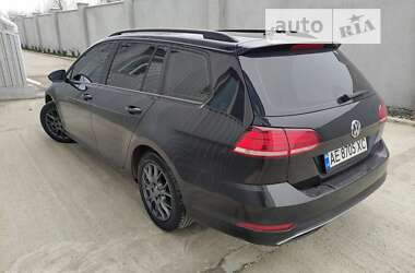 Універсал Volkswagen Golf 2017 в 