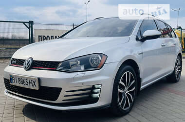 Универсал Volkswagen Golf 2015 в Полтаве