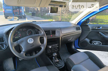 Хетчбек Volkswagen Golf 2000 в Калуші