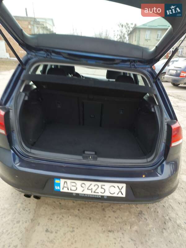 Хэтчбек Volkswagen Golf 2015 в Виннице