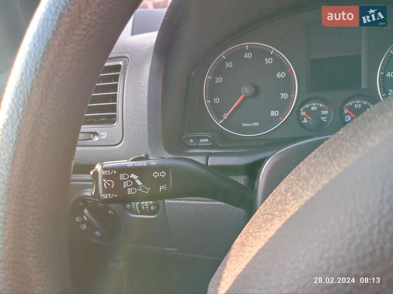 Хетчбек Volkswagen Golf 2008 в Ковелі