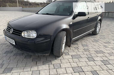 Універсал Volkswagen Golf 2001 в Тернополі