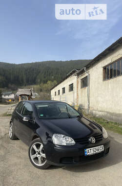 Хэтчбек Volkswagen Golf 2005 в Верховине