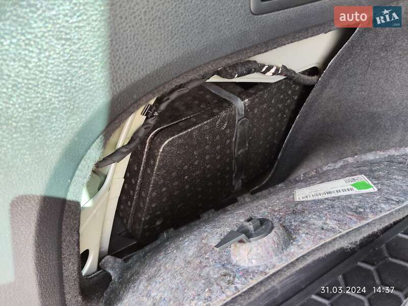 Универсал Volkswagen Golf 2014 в Сокирянах