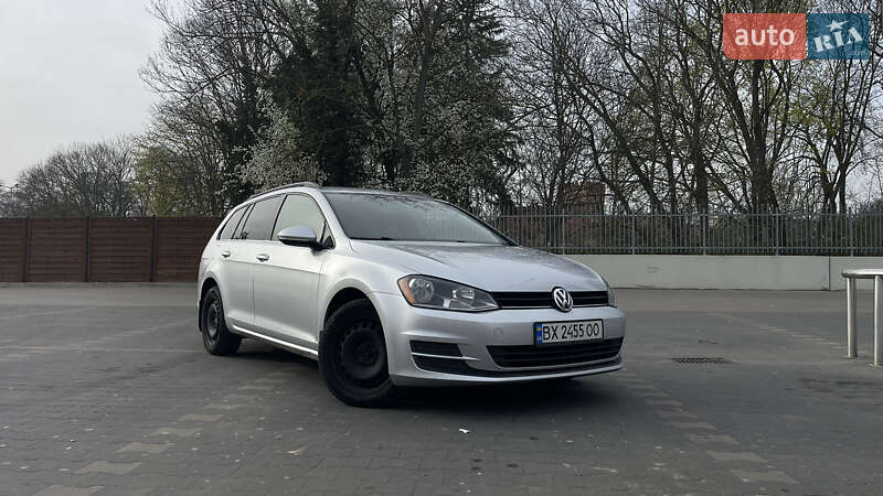 Універсал Volkswagen Golf 2015 в Львові