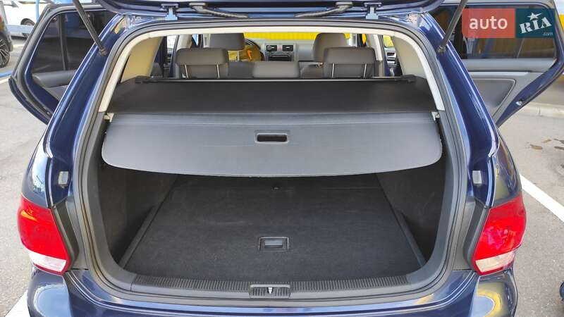 Универсал Volkswagen Golf 2008 в Львове