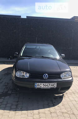 Хетчбек Volkswagen Golf 2000 в Ковелі