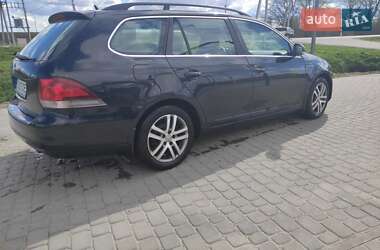 Універсал Volkswagen Golf 2010 в Самборі