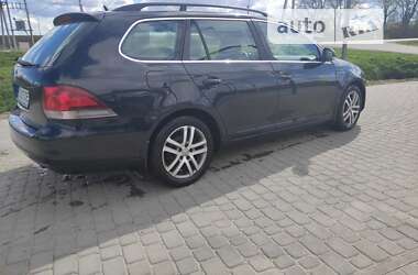 Універсал Volkswagen Golf 2010 в Самборі