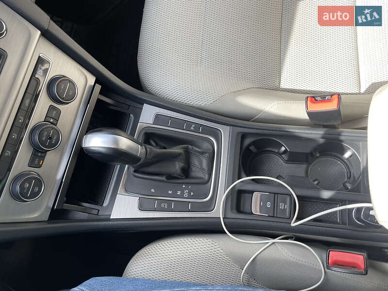 Универсал Volkswagen Golf 2014 в Одессе фото 21 Универсал Volkswagen Golf 2014 в Одессе