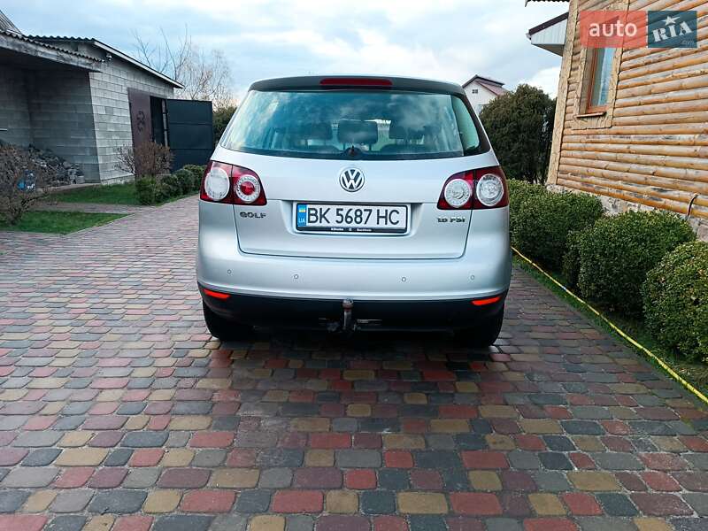 Хэтчбек Volkswagen Golf 2005 в Владимирце фото 5 Хэтчбек Volkswagen Golf 2005 в Владимирце