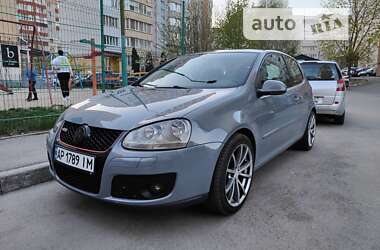 Хетчбек Volkswagen Golf 2006 в Вінниці