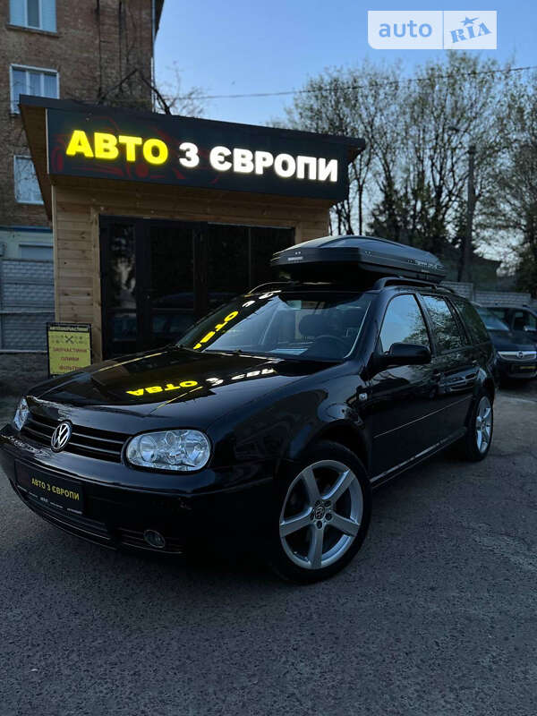 Хэтчбек Volkswagen Golf 2003 в Чернигове