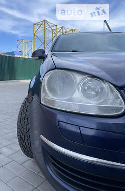 Универсал Volkswagen Golf 2008 в Житомире