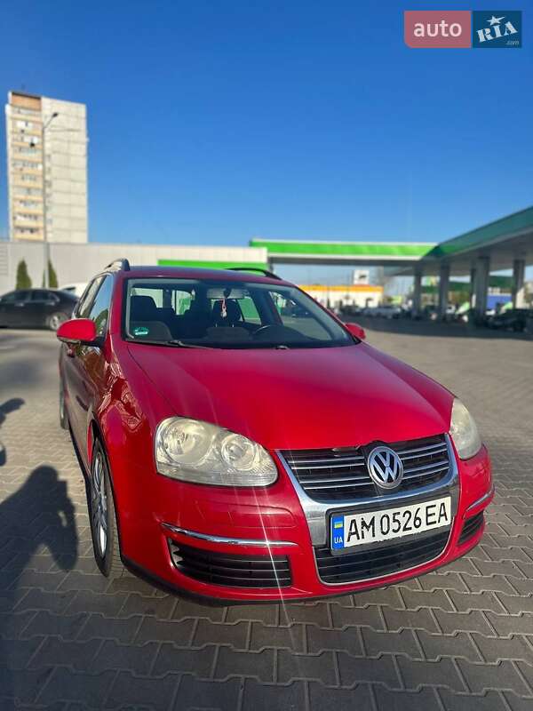 Универсал Volkswagen Golf 2008 в Житомире