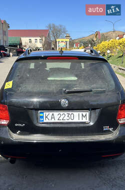 Универсал Volkswagen Golf 2010 в Рахове