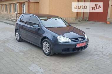 Хэтчбек Volkswagen Golf 2005 в Коломые