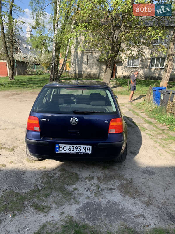 Хэтчбек Volkswagen Golf 2000 в Львове