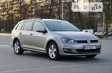 Універсал Volkswagen Golf 2014 в Києві