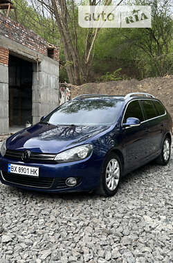 Універсал Volkswagen Golf 2010 в Хмельницькому