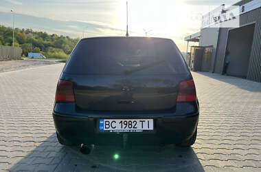 Хэтчбек Volkswagen Golf 2000 в Львове