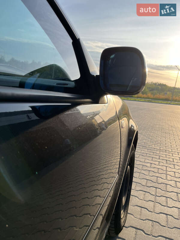 Хетчбек Volkswagen Golf 2000 в Львові