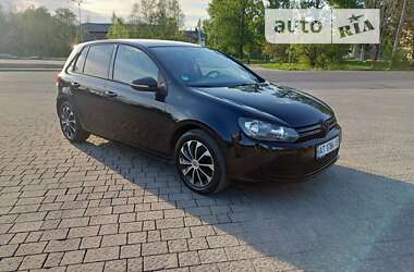 Хэтчбек Volkswagen Golf 2009 в Надворной