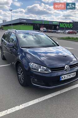 Універсал Volkswagen Golf 2016 в 