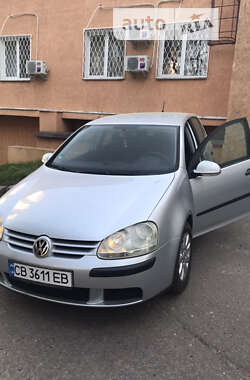 Хэтчбек Volkswagen Golf 2005 в Чернигове