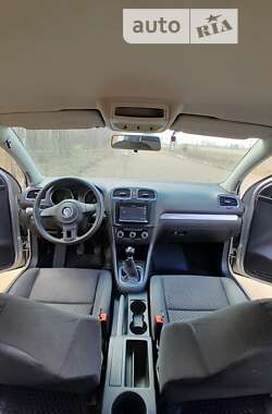 Хэтчбек Volkswagen Golf 2010 в Хорошеве