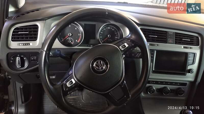 Универсал Volkswagen Golf 2015 в Хмельнике