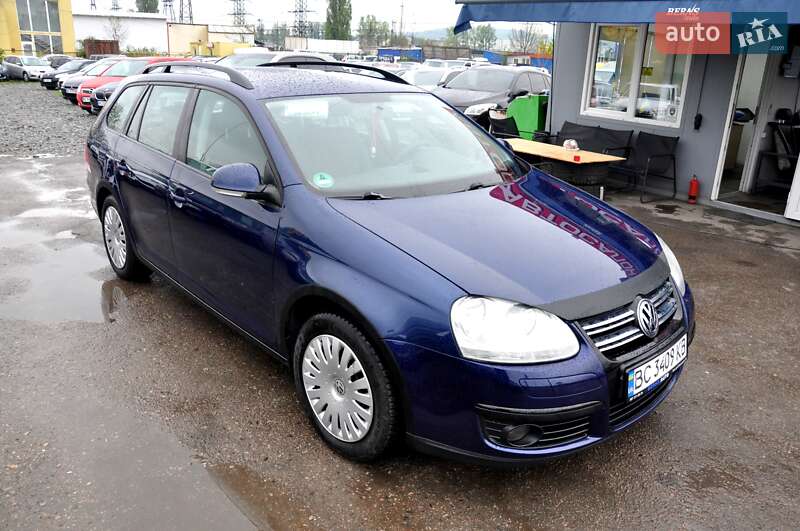Універсал Volkswagen Golf 2009 в Львові