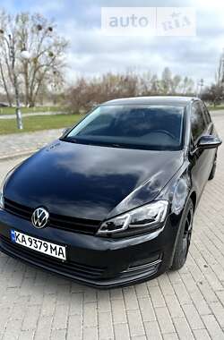 Хэтчбек Volkswagen Golf 2013 в Каневе