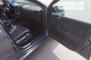 Хетчбек Volkswagen Golf 2007 в Гусятині