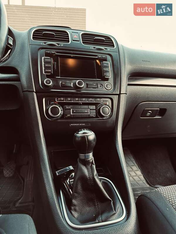 Універсал Volkswagen Golf 2010 в Козятині