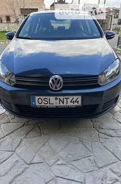 Хэтчбек Volkswagen Golf 2010 в Тернополе